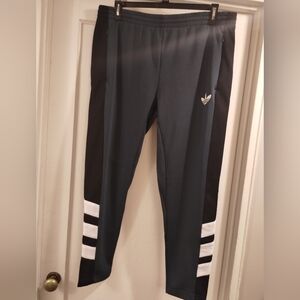 Adidas - Athletic Pants